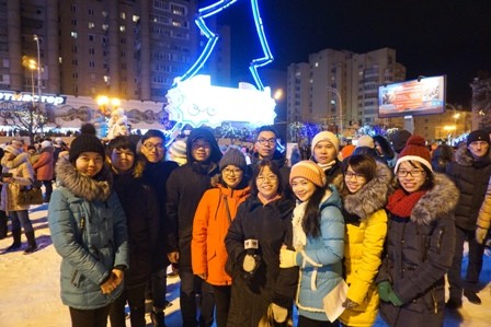 Sinh viên Việt Nam ở Tambov - “Thủ đô Năm mới của LB Nga” Mừng vui đón Năm mới 2017 - ảnh 2